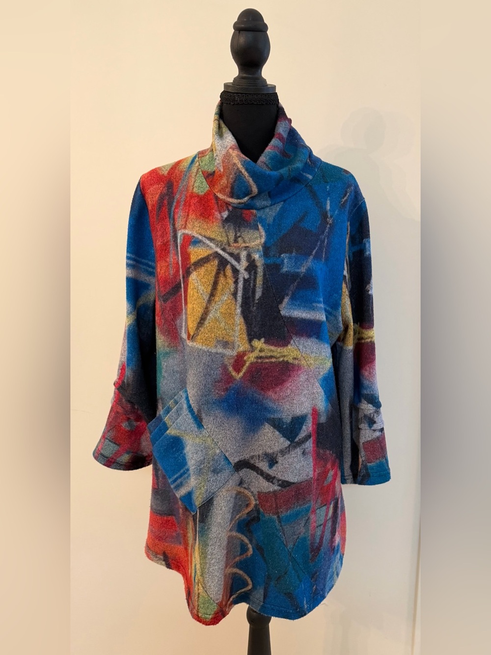 DAMEE Multicolor Abstract Art to Wear Graffiti Turtle Neck Sweater/Tunic L